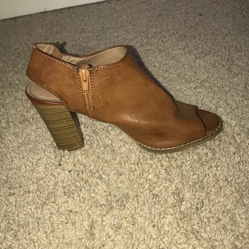 Express shoes